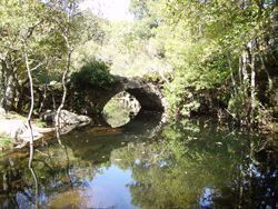 Ruta de Candelario al pantano de Navamuño por Puentenueva Ruta de Candelario al pantano de Navamuño por Puentenueva