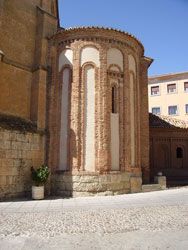 Iglesia de San Pedro y San Isidoro