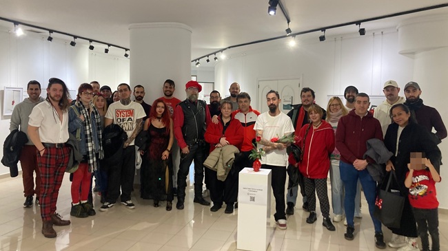 Exposición fotográfica Florecer para marchitarse de Sergio García Ledesma en el Espacio Joven de Salamanca
